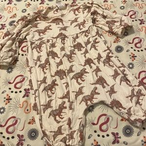 Kate quinn cedar Dino’s long sleeve romper